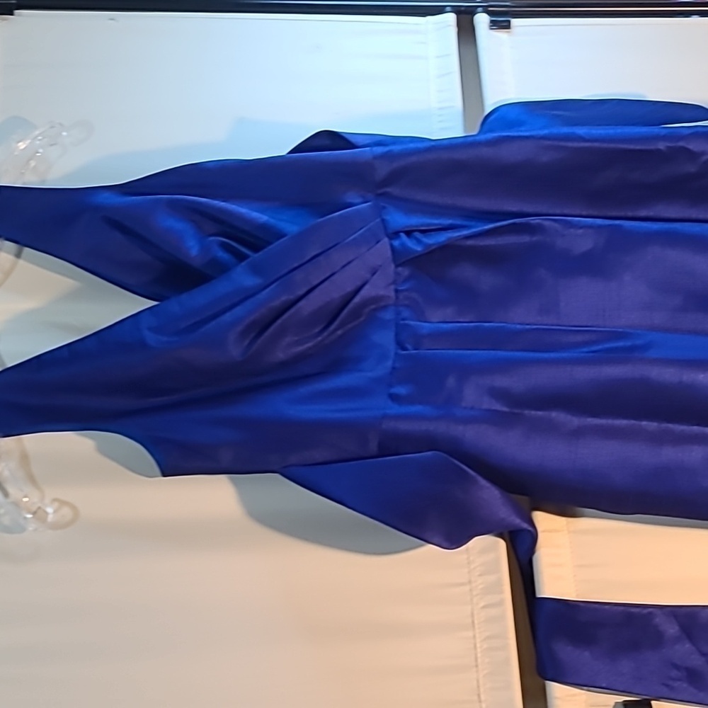 Nwot Alfred Sung Size 6 Off the sleeveless Satin Gown Royal Blue